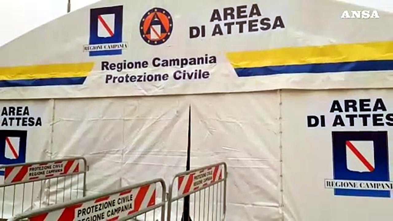 Campi Flegrei, l'area di attesa allestita presso l'ex base Nato di Bagnoli