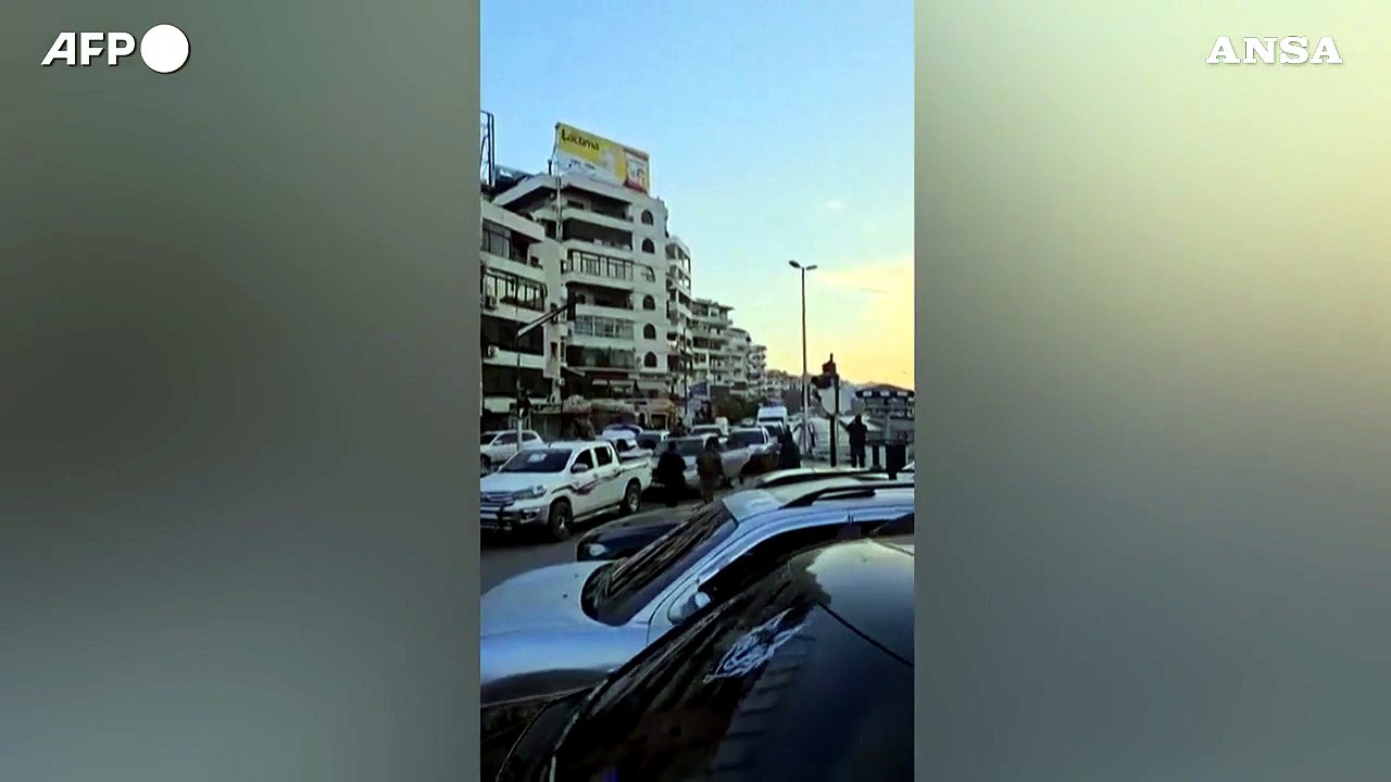 Siria, forze di sicurezza schierate nella citta' costiera di Latakia