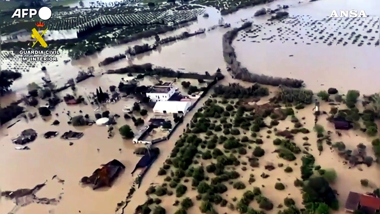 Maltempo in Spagna, situazione critica per le alluvioni in Andalusia
