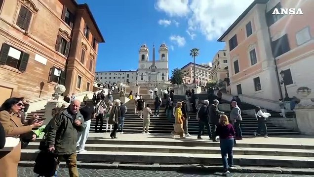 Roma, 55enne spagnola cade dalla scalinata di Trinita' dei Monti e muore