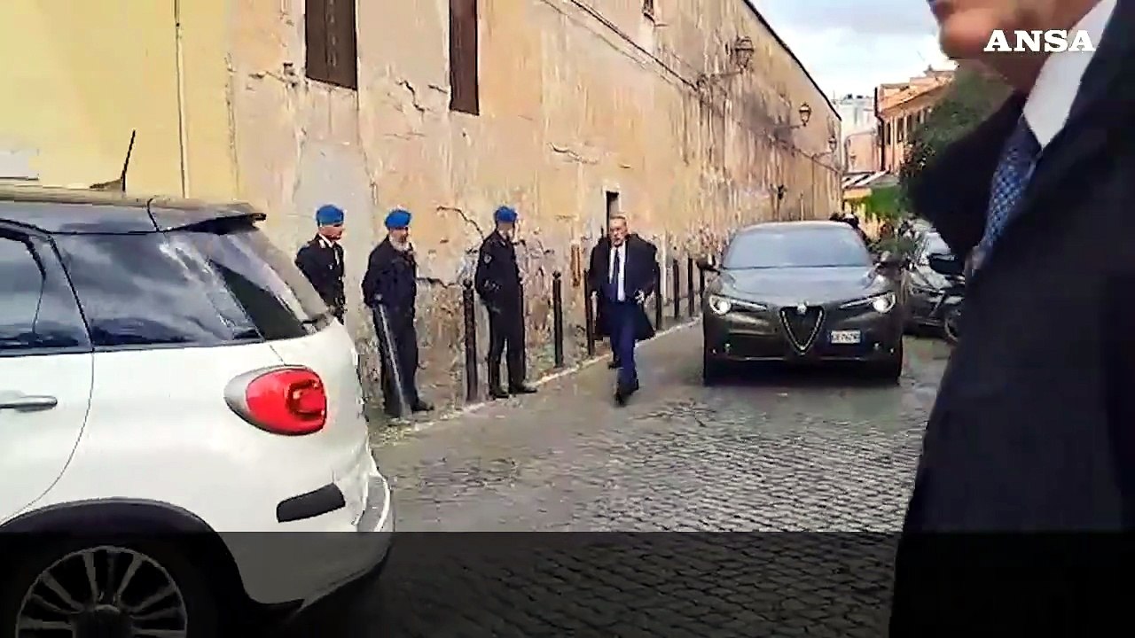 Francesco in visita a Regina Coeli: "Come vivro' la Pasqua? Come posso"