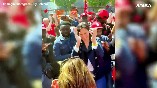 Elly Schlein al presidio dei lavoratori della Giuliani a Forli'