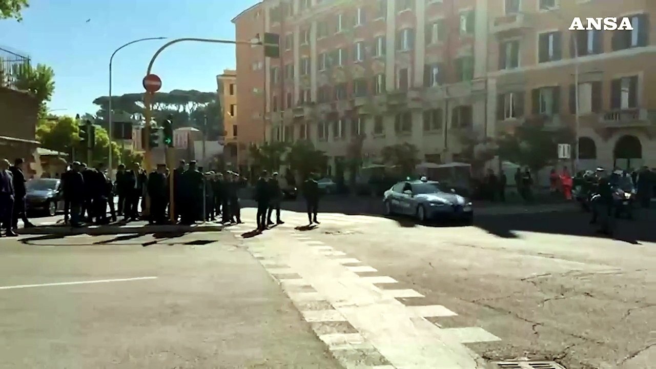 Mattarella arriva a San Pietro per i funerali di Papa Francesco