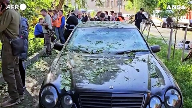 Attacco russo nella notte a Kiev, almeno 6 i morti