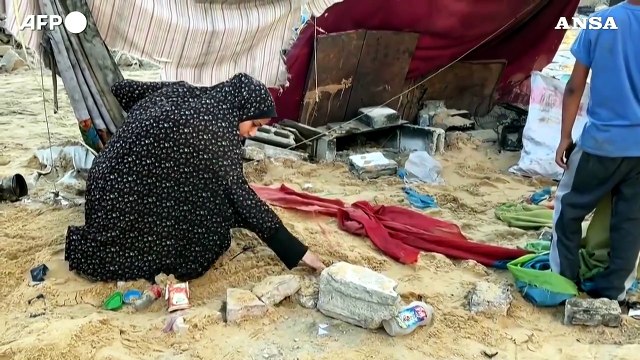 Tra gli sfollati a Gaza City, macerie e distruzione dopo i raid israeliani