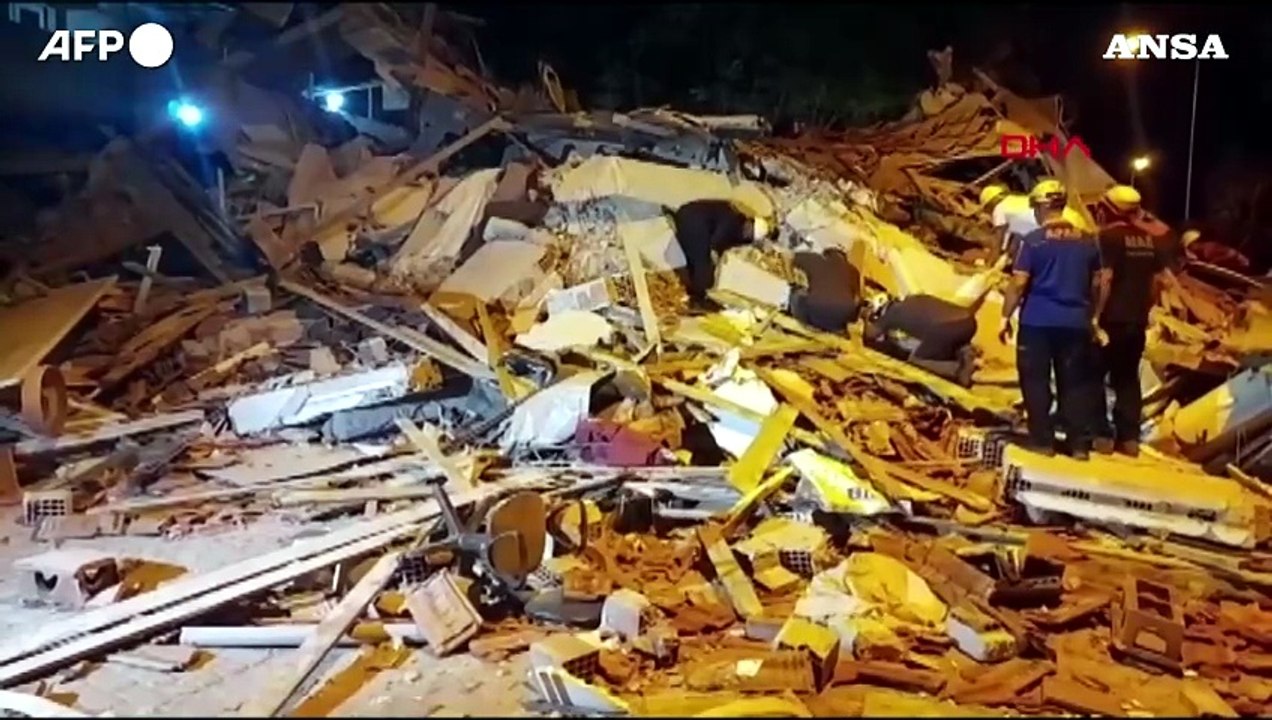 Trema la terra in Turchia, scossa di magnitudo 6.1 nell'ovest del Paese