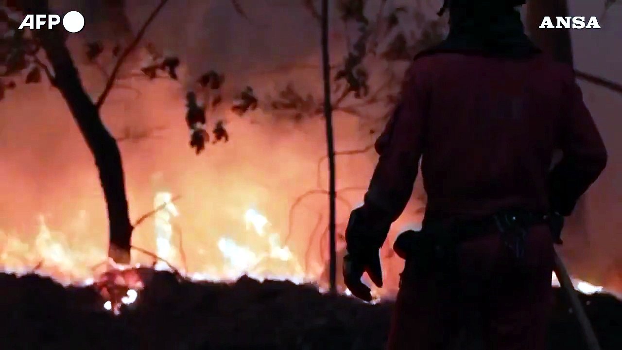 Spagna, incendi ancora attivi nel nord-ovest del Paese