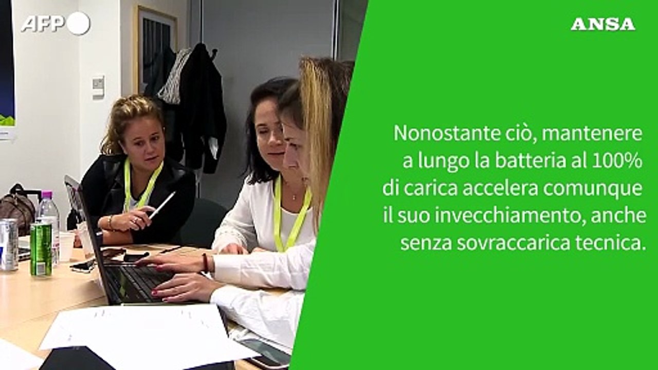 Ansa VERIFIED - E' vero che le batterie caricate troppo si danneggiano?