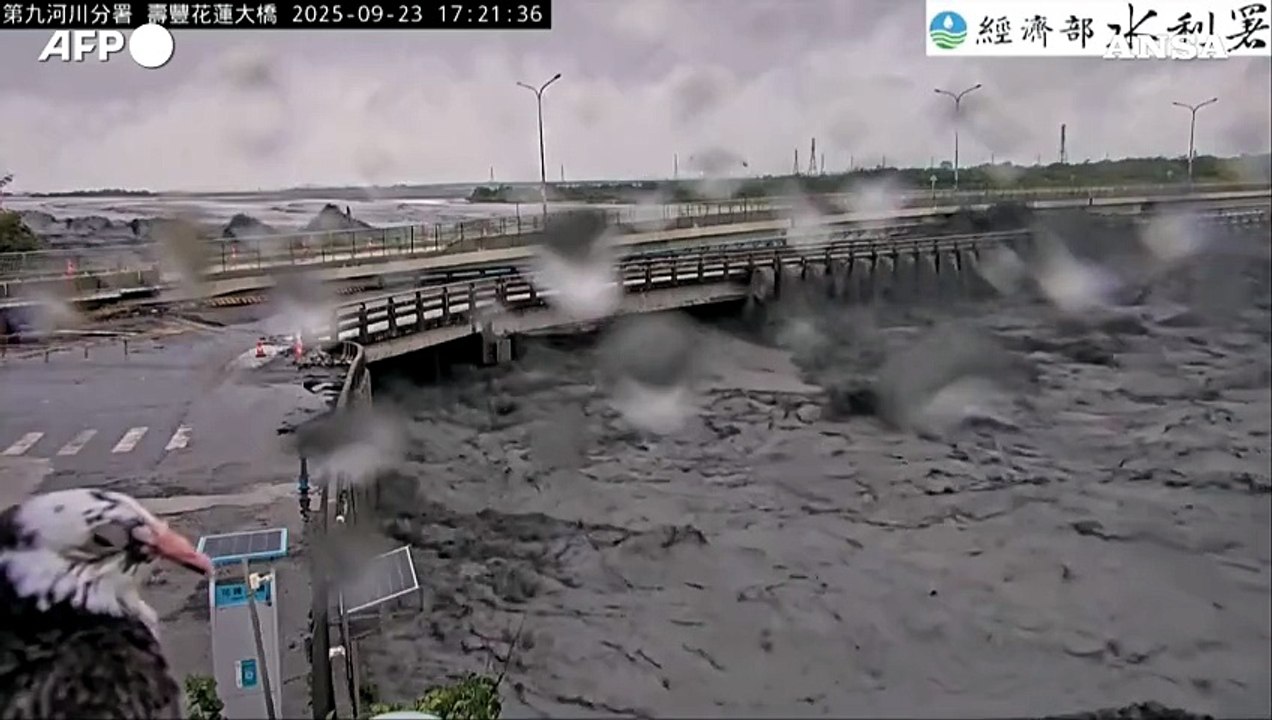 Taiwan, il super tifone Ragasa si abbatte sull'isola: almeno due le vittime