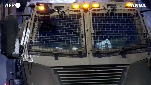 Cisgiordania, l'Esercito israeliano fa esplodere la casa di un palestinese