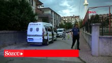 Uzaklaştırma kararı vardı; çocuklarının gözü önünde eşini boynundan bıçakladı