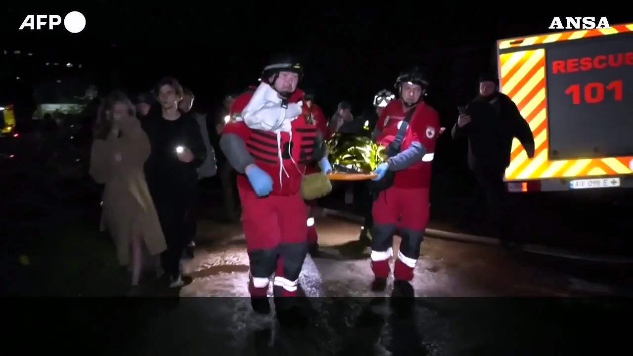 Ucraina, raid russo su Kharkiv: 4 morti e 17 feriti