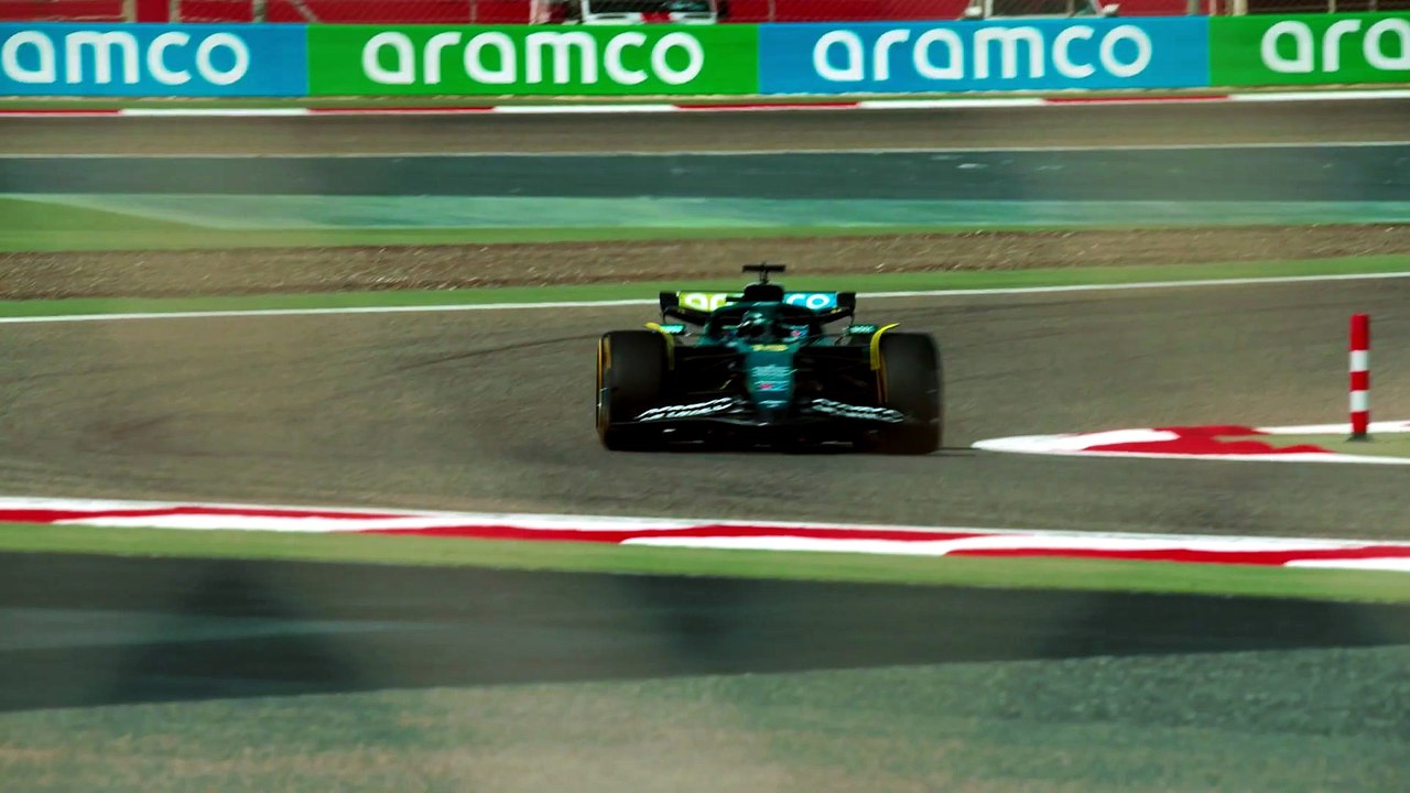 REVOSIM | ASTON MARTIN ARAMCO F1® TEAM Custom Set Trailer