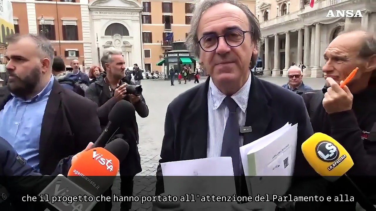 Bonelli: "Se Governo va avanti sul Ponte, andremo alla Corte di Giustizia"