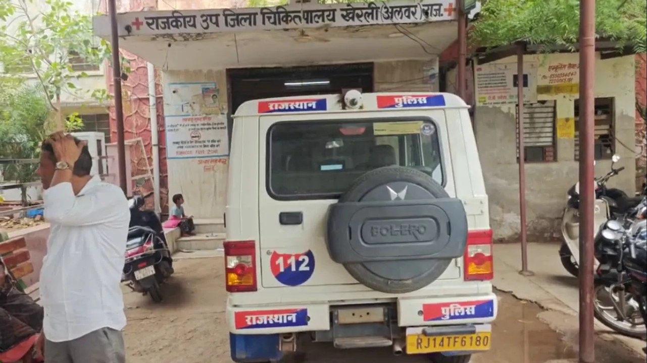 कचरे के ढेर में मिला व्यक्ति का शव, हत्या की आशंका