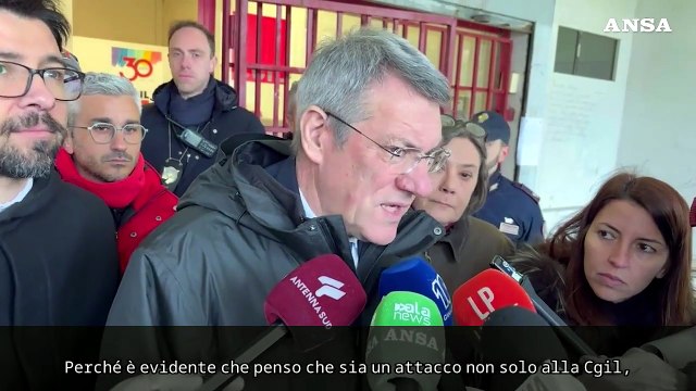 Spari contro sede Cgil, Landini: Atto grave, non ci intimidiranno