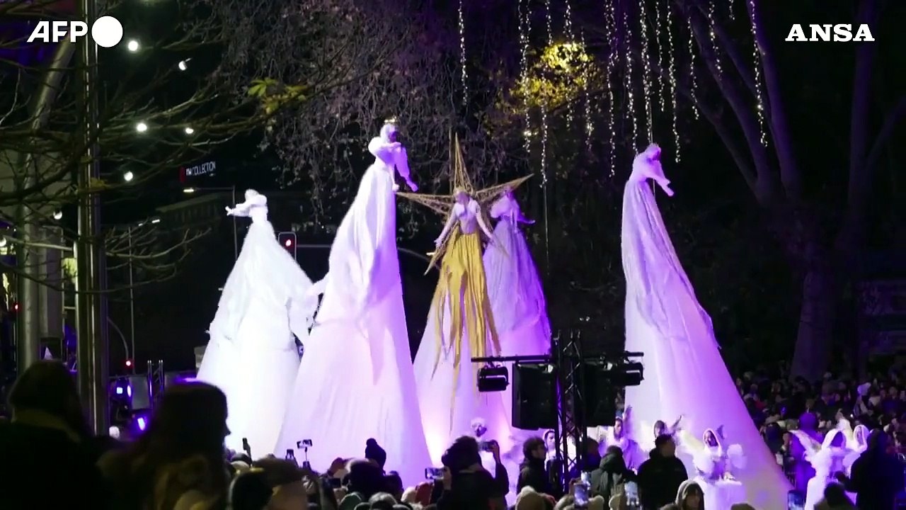 Epifania a Madrid, la parata per festeggiare l'arrivo dei re magi