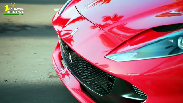 Frodi su importazione auto di lusso, misure cautelari e sequestri per oltre 6 milioni