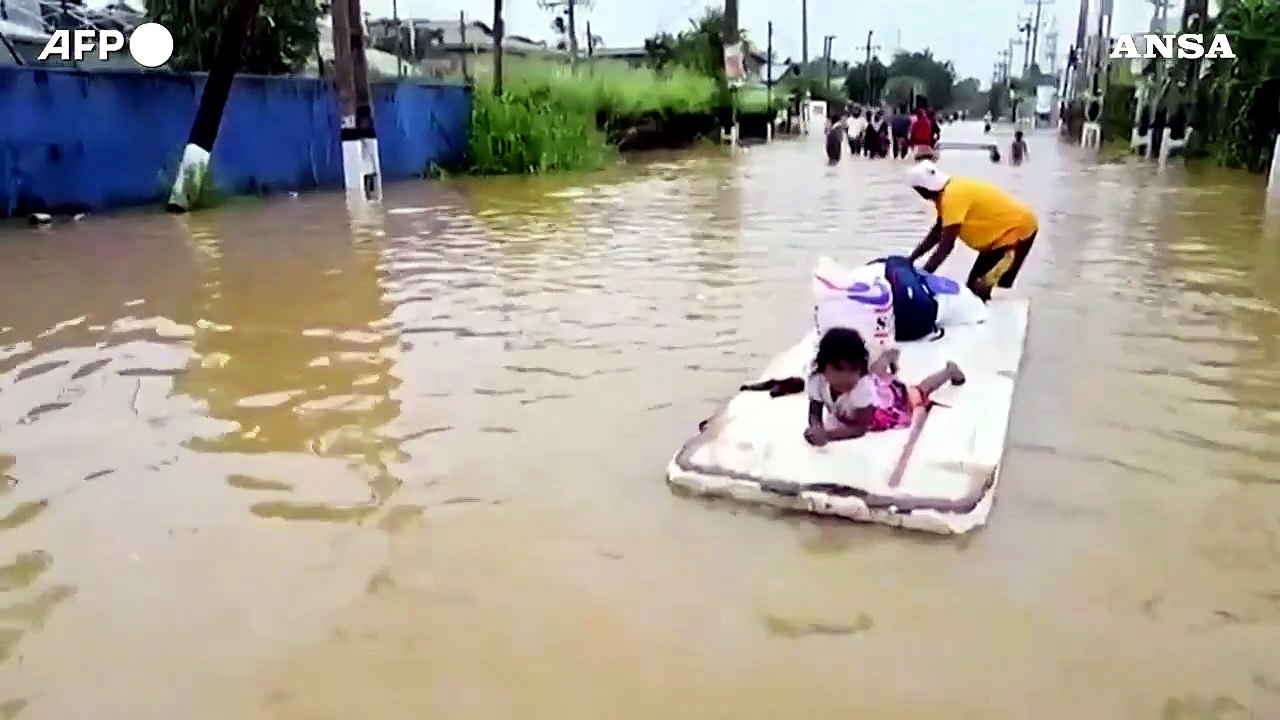 Sri Lanka, almeno 200 morti per le inondazioni causate dal ciclone Ditwah