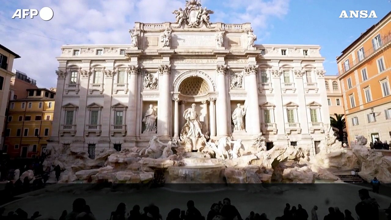 Gualtieri: "Dal primo febbraio a Fontana di Trevi ticket di 2 euro per i turisti"
