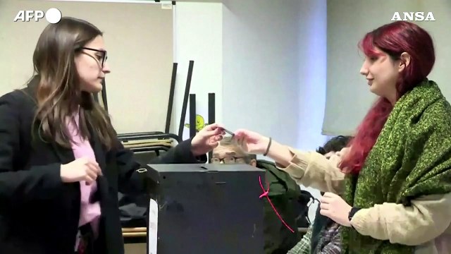 Urne aperte in Portogallo per il primo turno delle presidenziali