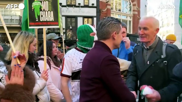 A Londra il ricorso contro l'archiviazione delle accuse ai rapper Kneecap