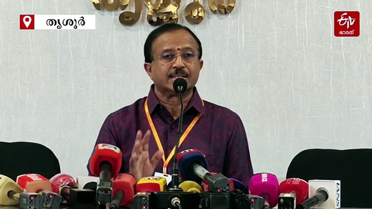 ഇഡിക്കെതിരായ ആക്രമണം ഗൂഢാലോചന; മിഠായി വിവാദത്തിൽ ജാതി പറഞ്ഞവർ മാപ്പ് പറയണമെന്നും വി മുരളീധരൻ