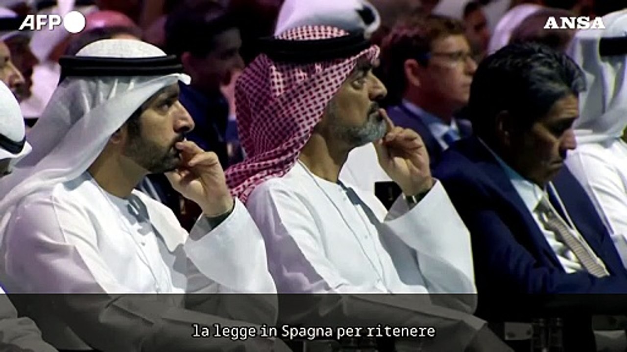 Sanchez: "Vieteremo in Spagna l'accesso ai social ai minori di 16 anni"