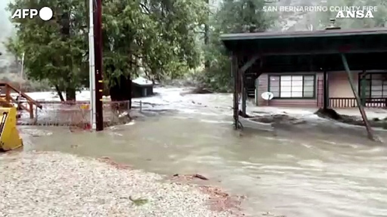 Allarme in California per il maltempo, ordinate evacuazioni
