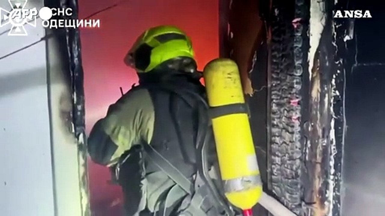 Nuovi attacchi russi a Kharkiv e Odessa, morti e feriti