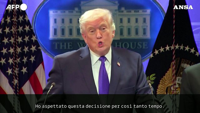 Trump sulla Corte Suprema: Decisione ridicola, non protegge gli Stati Uniti
