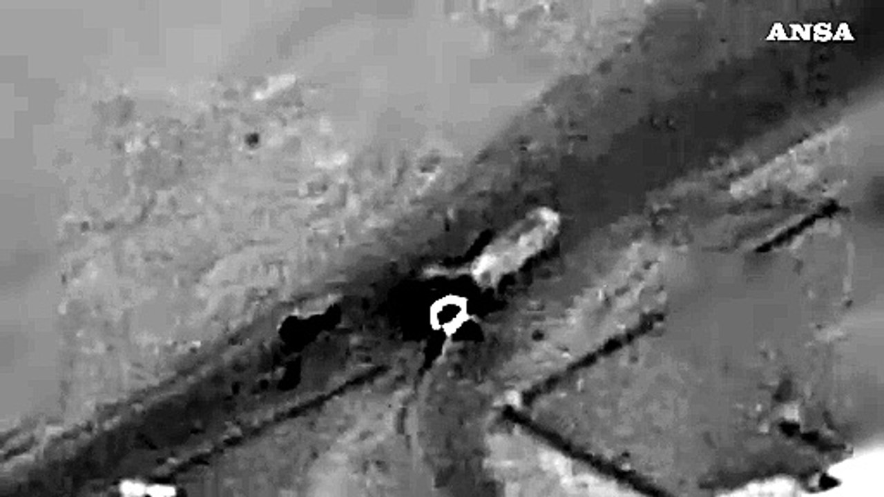 Idf: "Abbiamo abbattuto un caccia iraniano su Teheran"