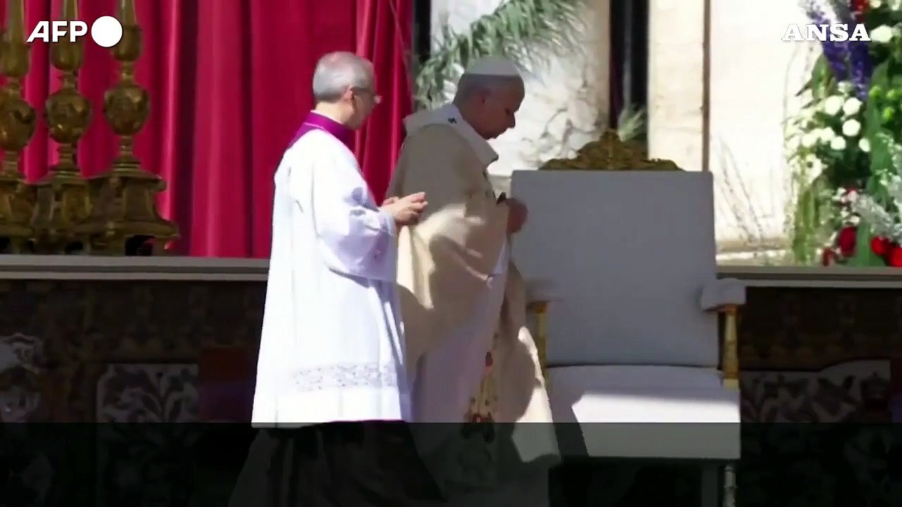 Il Papa: "Chi ha il potere di scatenare le guerre scelga la pace"