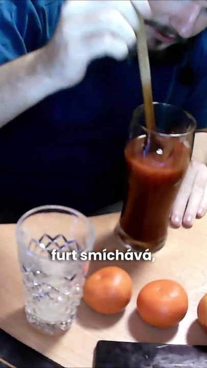 Uvařil jsem víno z kečupu… a dopadlo to TAKHLE 😳🍅
