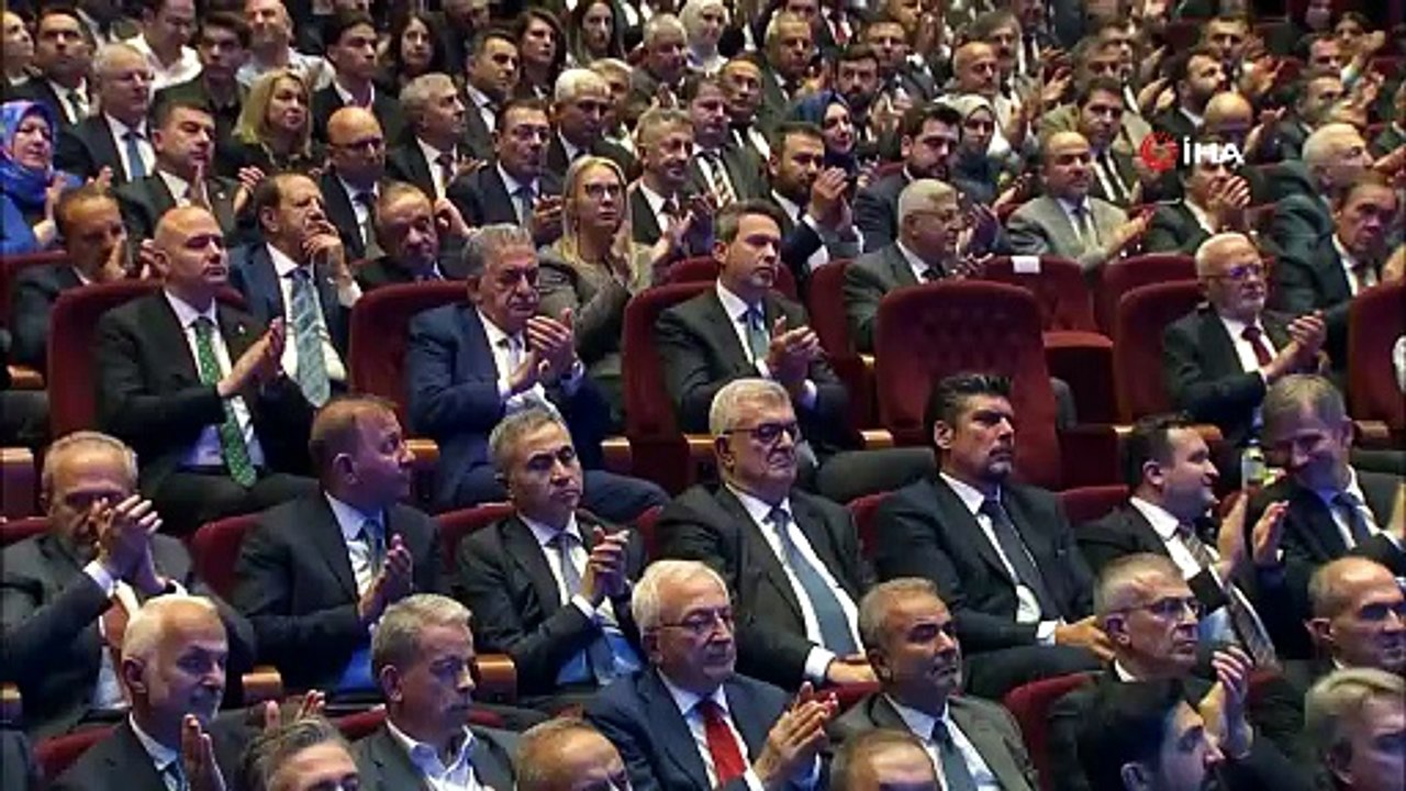 Cumhurbaşkanı Erdoğan, "Ana muhalefetin gündeminde sadece koltuk kavgası var"