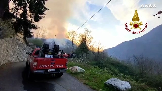 Incendi boschivi in alta Lombardia, gli interventi dei Vigili del fuoco