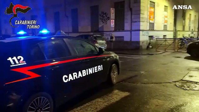 Spacciavano vicino alle scuole del centro, cinque arresti a Torino