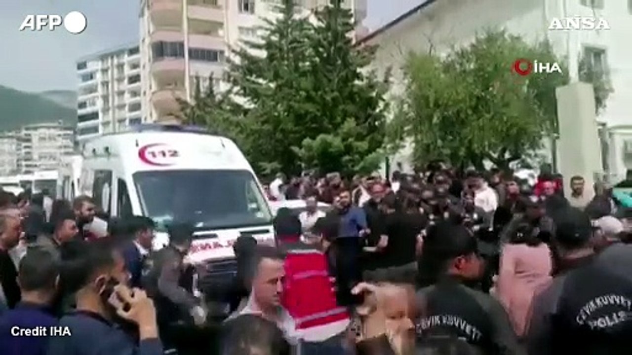 Ancora una sparatoria in Turchia, morti e feriti in una scuola media