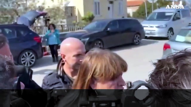 Famiglia nel bosco, Garante infanzia: Verifiche su bimbo che si rifiuta di mangiare