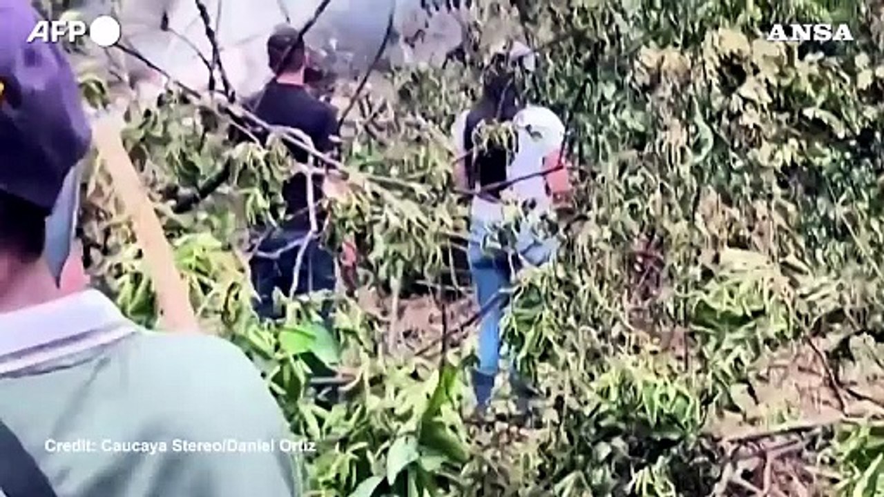 Colombia, precipita un aereo militare con 125 persone a bordo