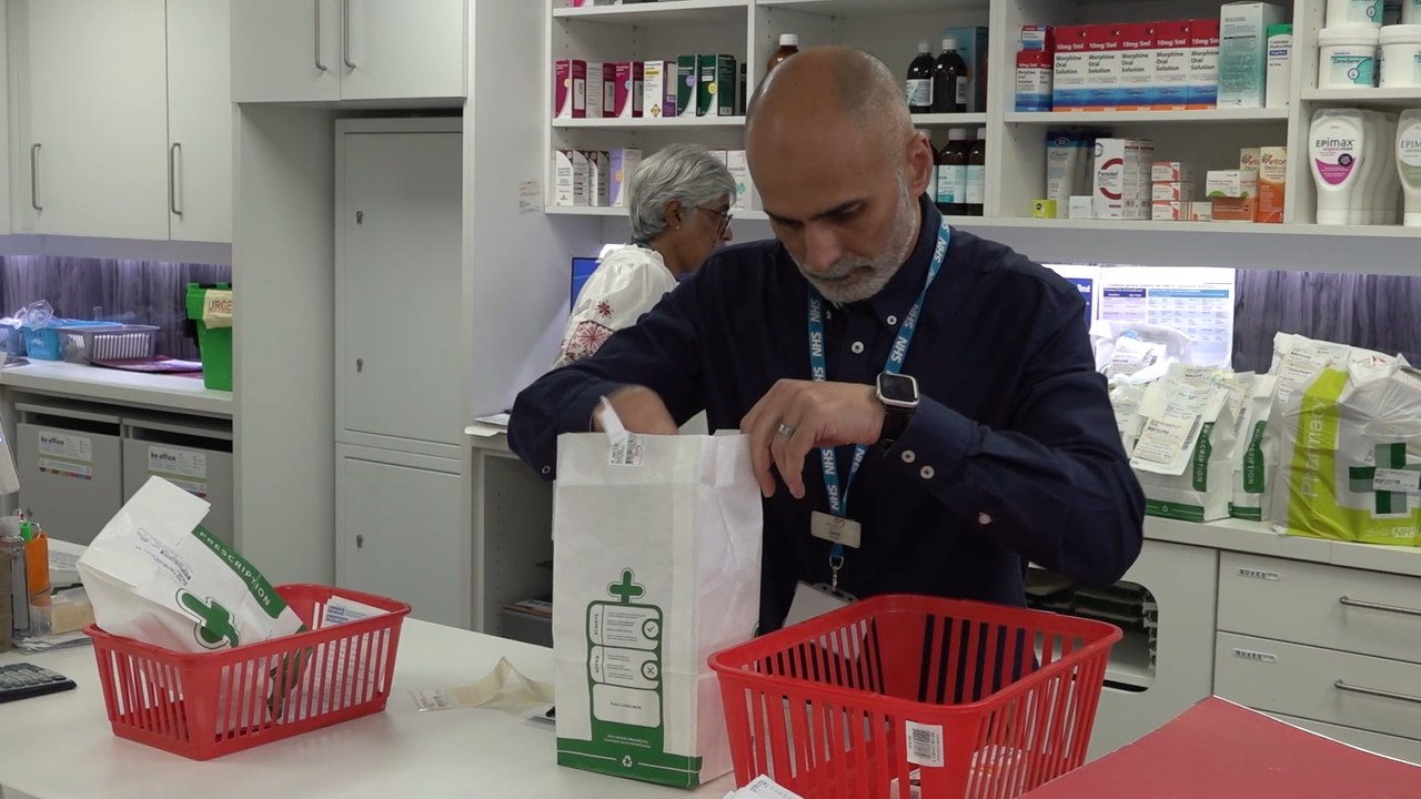 Pharmacies to Treat More Conditions Under New Government Plan