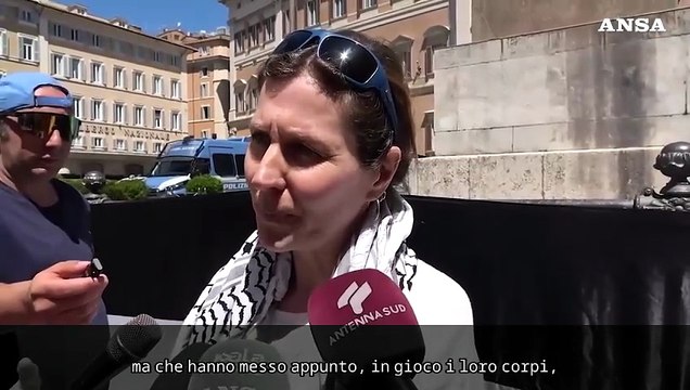 Flotilla, la compagna di un attivista sequestrato: Nessun contatto dall'abbordaggio