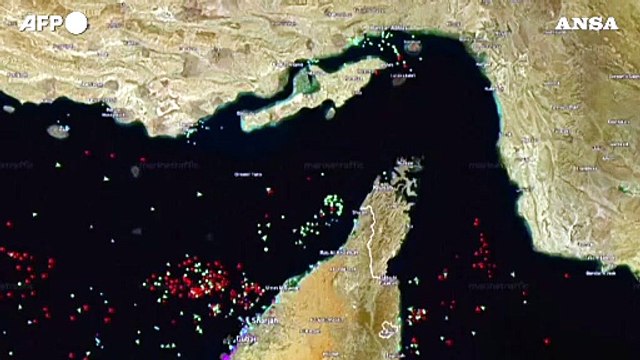 Il traffico marittimo intorno allo Stretto di Hormuz durante il cessate il fuoco