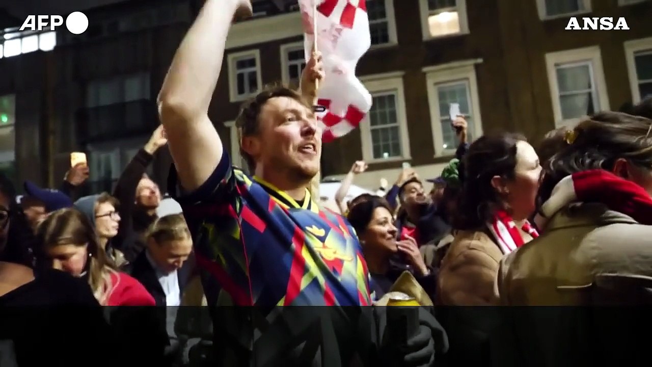 Arsenal campione dopo 22 anni, notte di festa a Londra