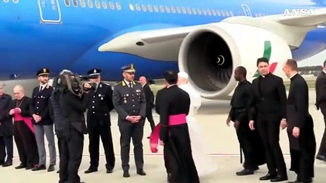 Papa Leone partito per Algeri, prima tappa del viaggio apostolico in Africa