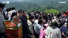 "Settimana d'oro" in Cina, folla di turisti sulla Grande Muraglia
