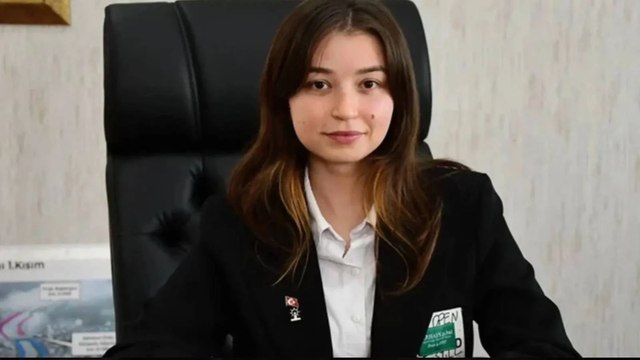 AKP’li belediye meclis üyesinin Atatürk'ü hedef alan paylaşımı meclisi karıştırdı; CHP’liler salonu terk etti