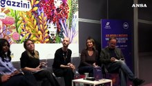 "Viaggiare con leggerezza": l'antologia di Ferrovie dello Stato al Salone del Libro