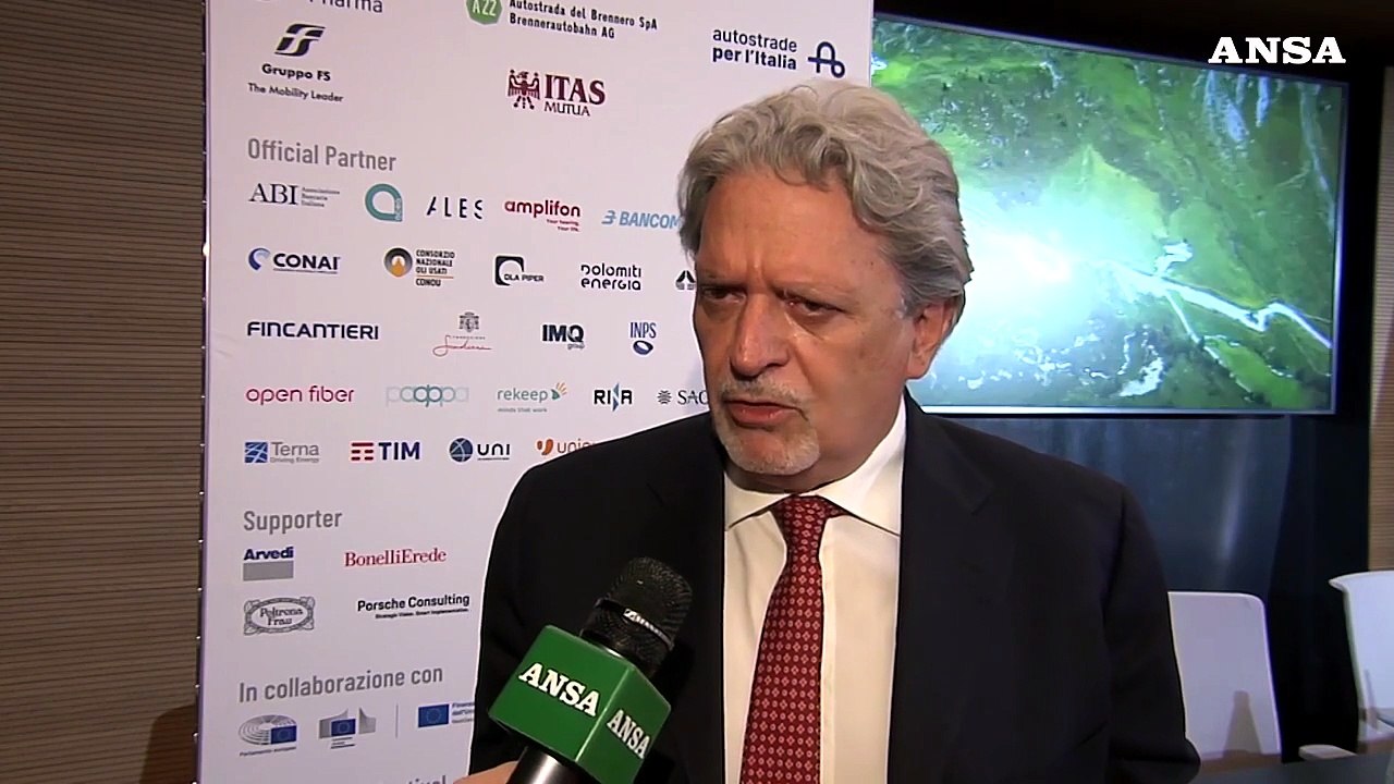 Open Fiber, fibra ottica italiana al top in Europa