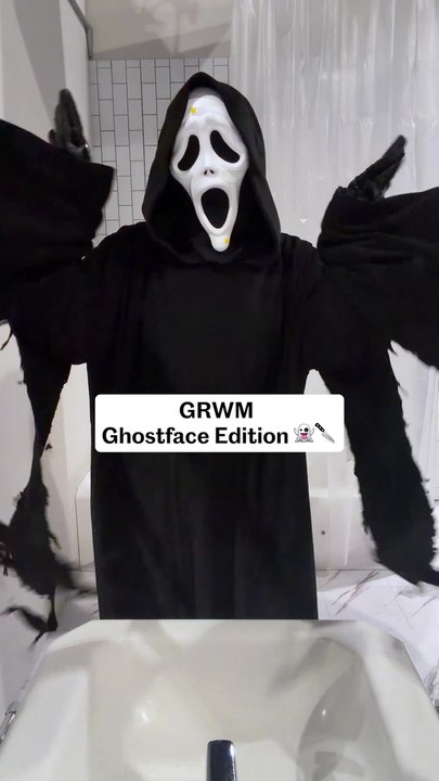 Get Ready with Ghostface from ‘Scary Movie’